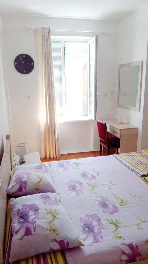 Pospolita Guest House Kutaisi Ngoại thất bức ảnh