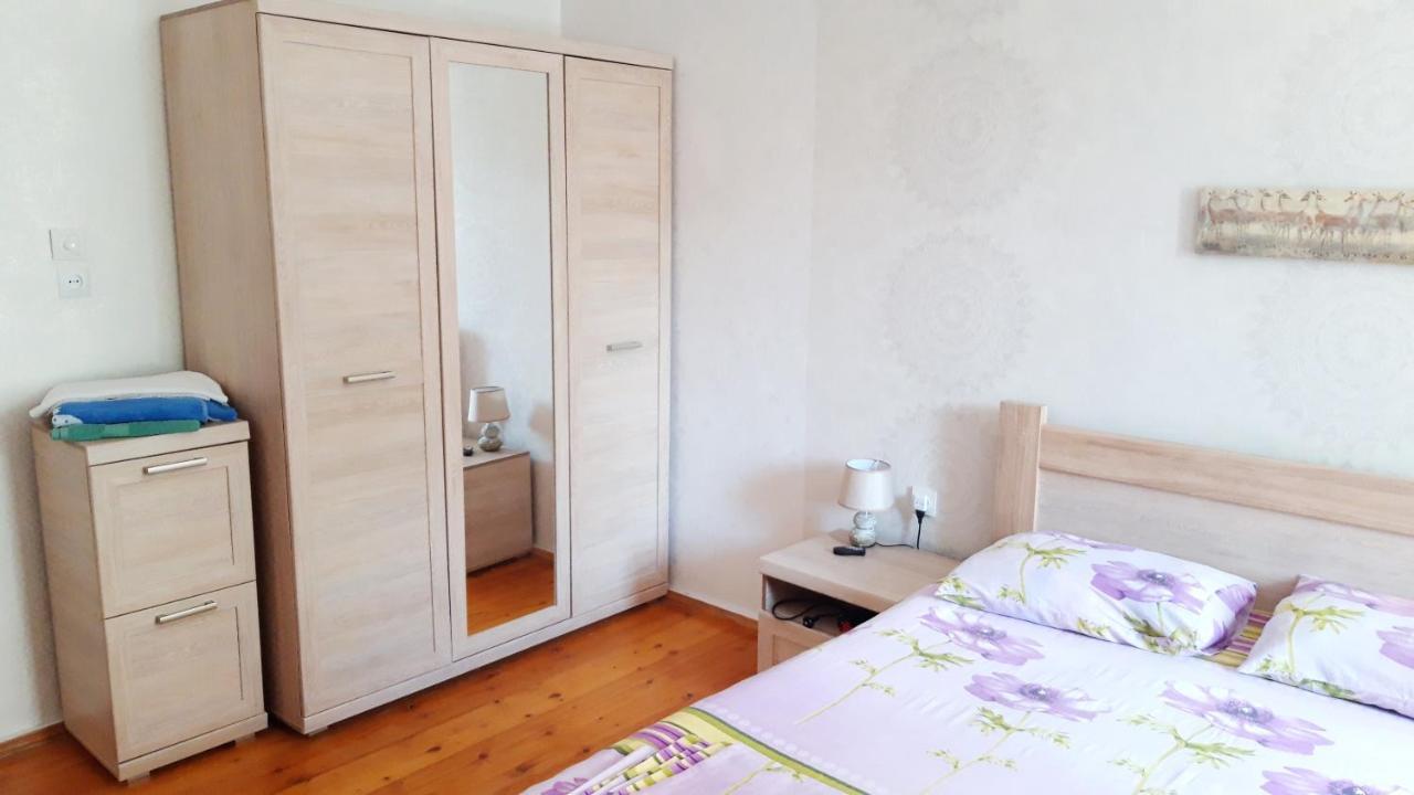 Pospolita Guest House Kutaisi Ngoại thất bức ảnh