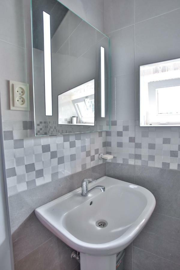 Pospolita Guest House Kutaisi Ngoại thất bức ảnh