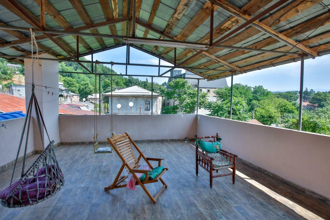 Pospolita Guest House Kutaisi Ngoại thất bức ảnh