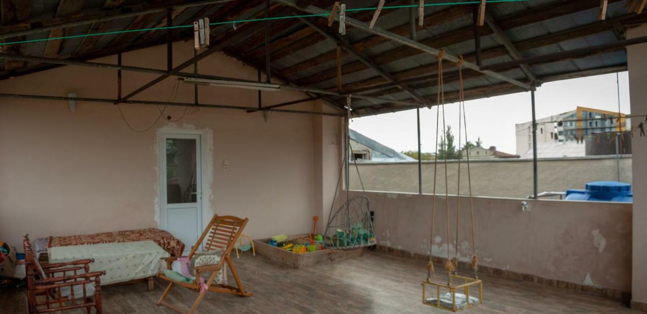 Pospolita Guest House Kutaisi Ngoại thất bức ảnh